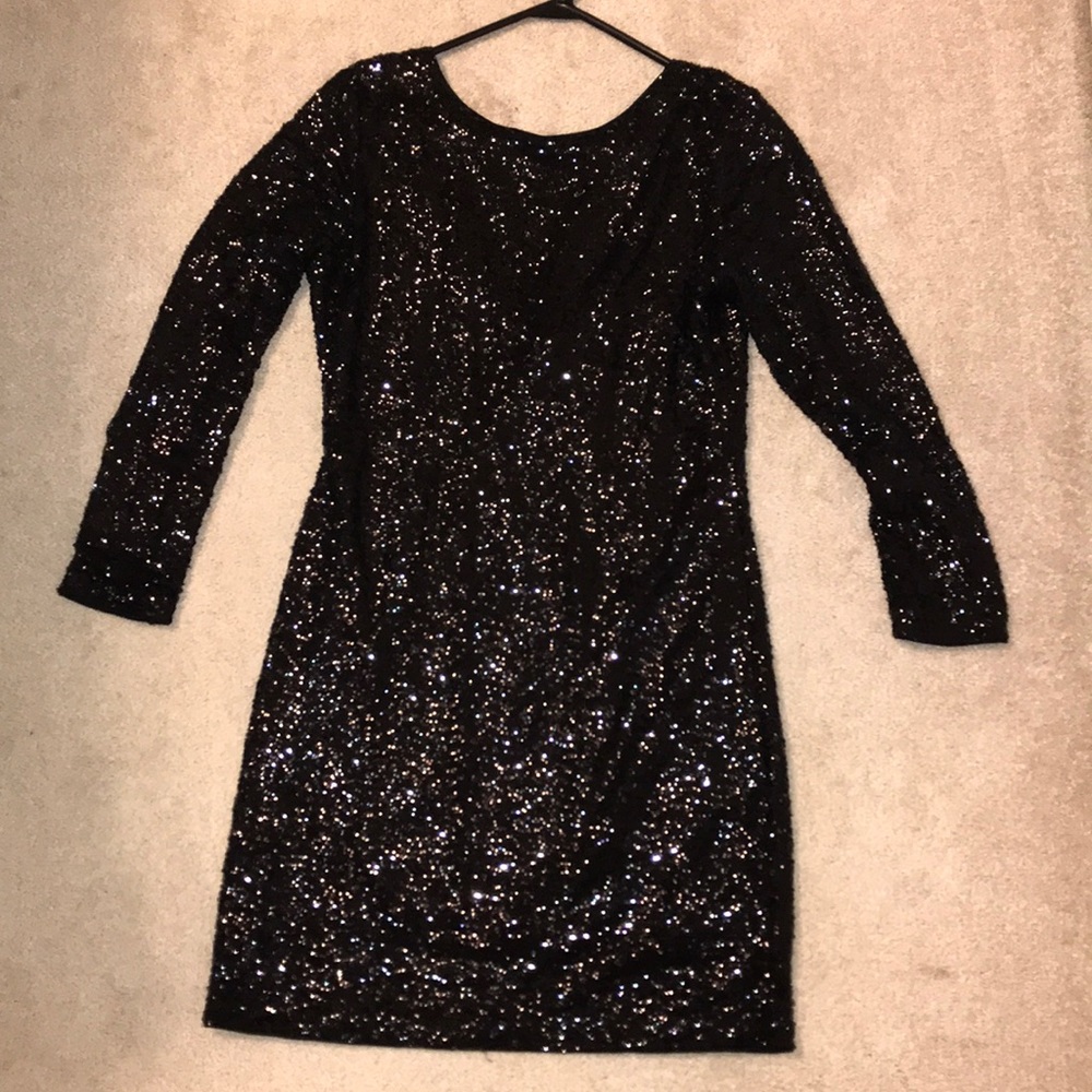 NWOT!!!! H&M Divided Sequins Dress
